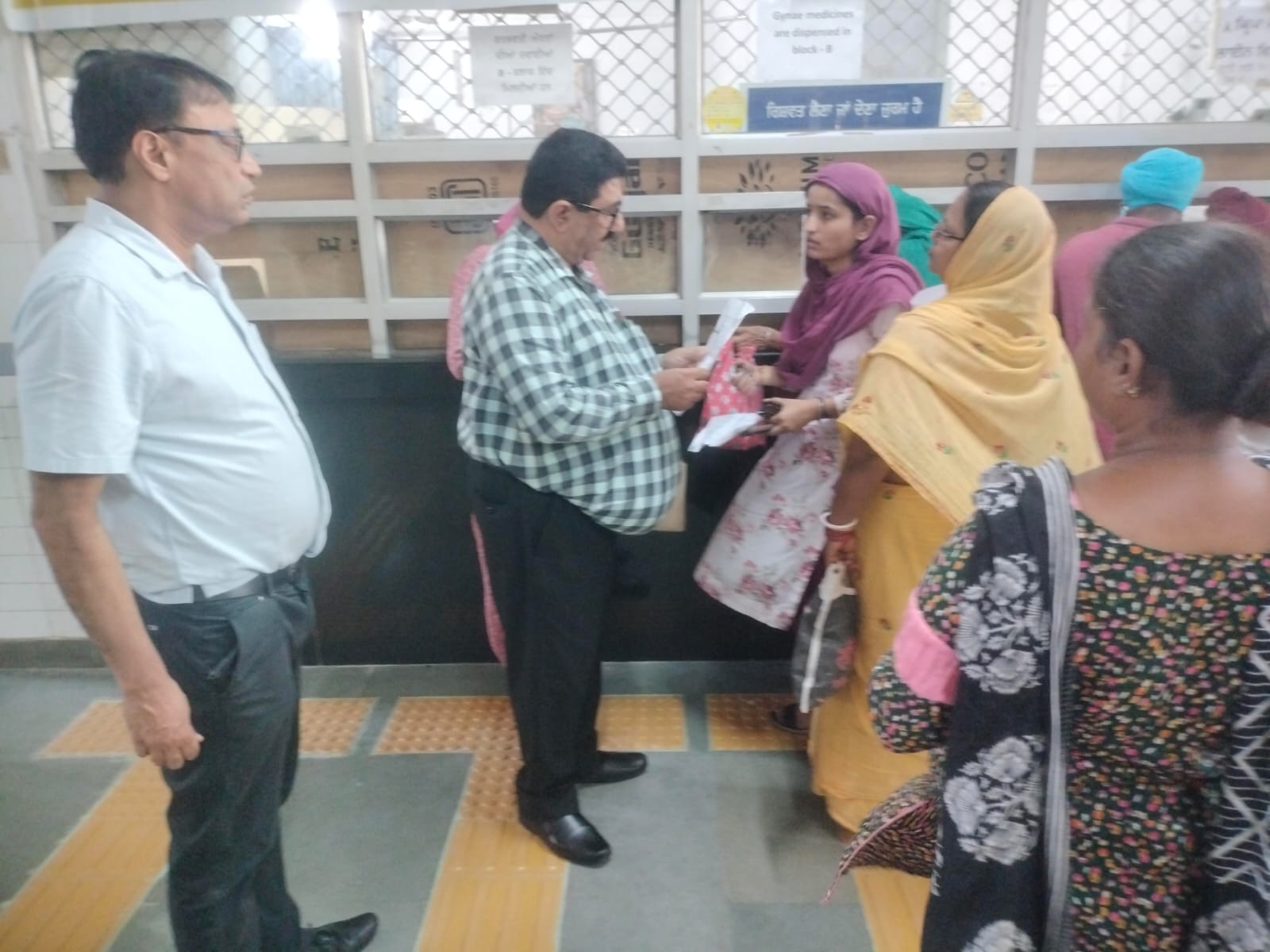 Medical Superintendent Dr. Sanjay Kamra visited Mata Kushallya Hospital;